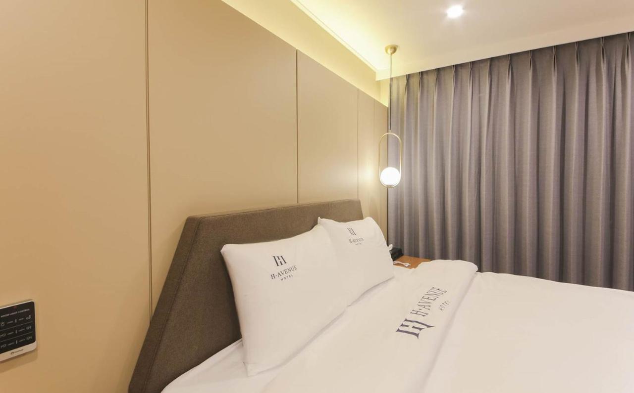 H Avenue Hotel In Gyeongju Esterno foto