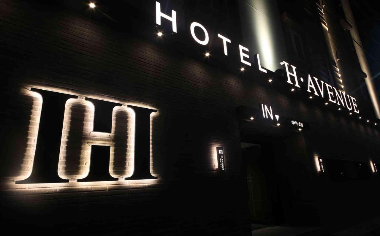 H Avenue Hotel In Gyeongju Esterno foto