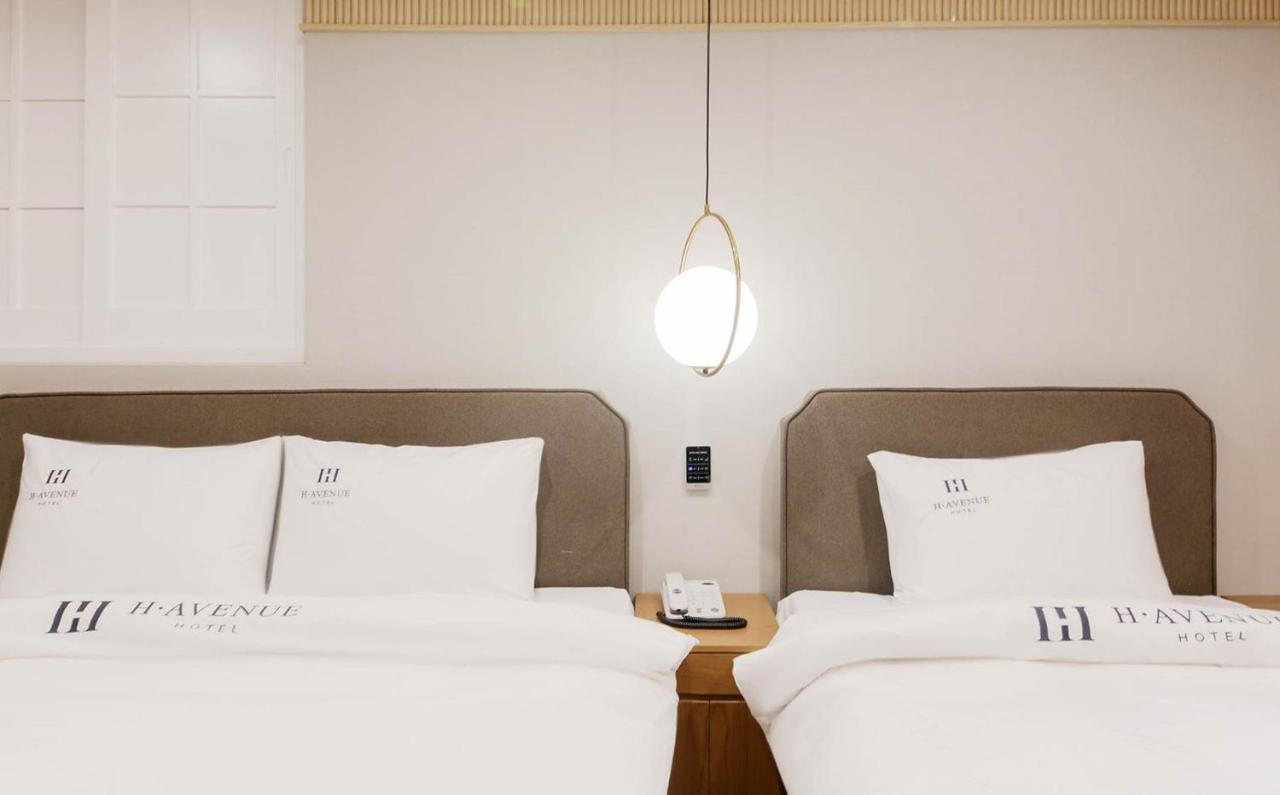 H Avenue Hotel In Gyeongju Esterno foto