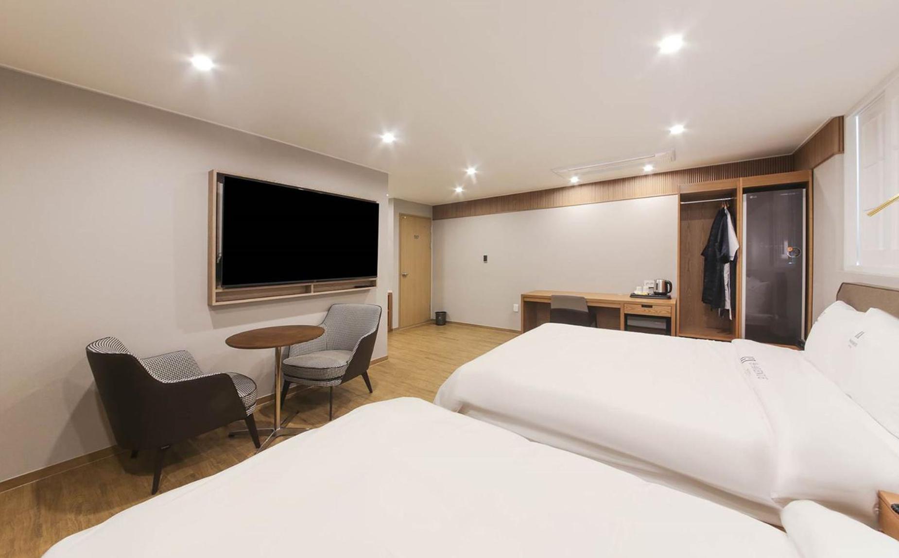H Avenue Hotel In Gyeongju Esterno foto